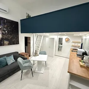 Zen Apartment